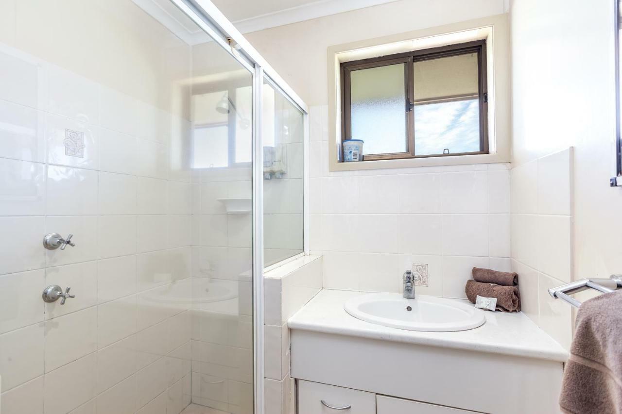 טוומבה Clifford Gardens Motor Inn מראה חיצוני תמונה